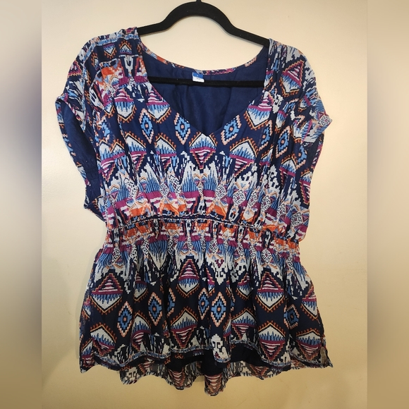 Old Navy Top Women's Sz L Blue White Blouse Ikat Aztec Lightweight Short Sleeve - Picture 8 of 9